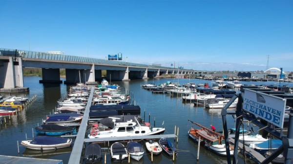 Jachthaven het einde www.jachthavenheteinde.nl De zomer is bijna hier!🚤